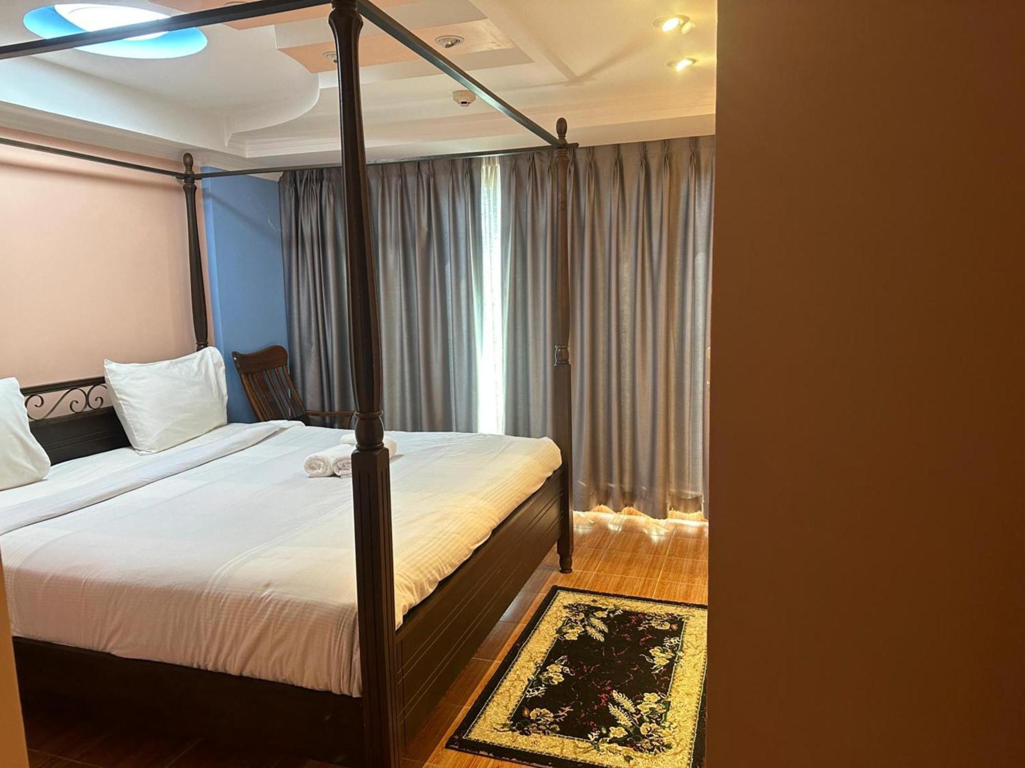 Affordable Serviced Apartments In Nana Omni Tower - Prime Sukhumvit Location Bangkok Exterior foto